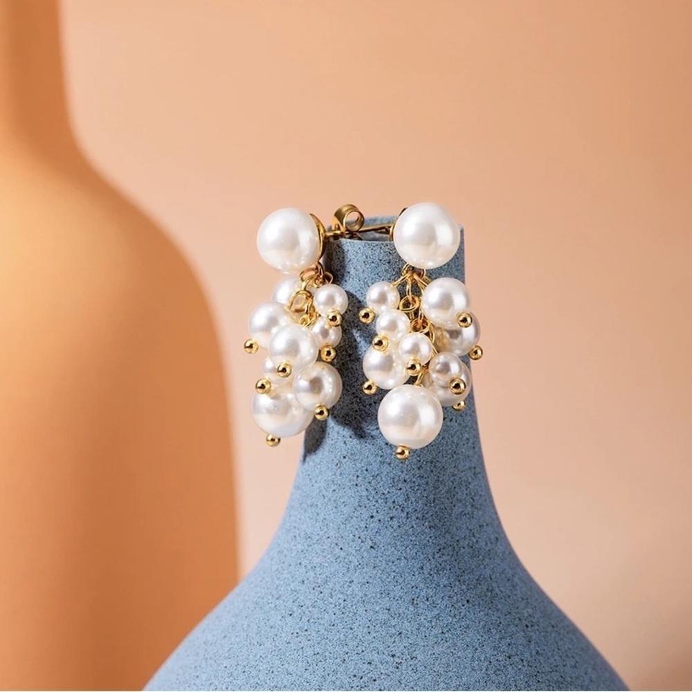 18k Gold Plated Light Dangle Pearl Earrings